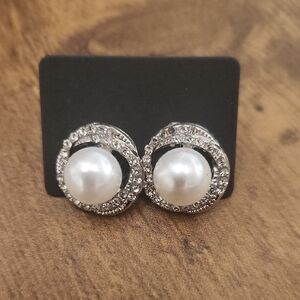 Classic Pearl and Crystal Circle Stud Earrings - White